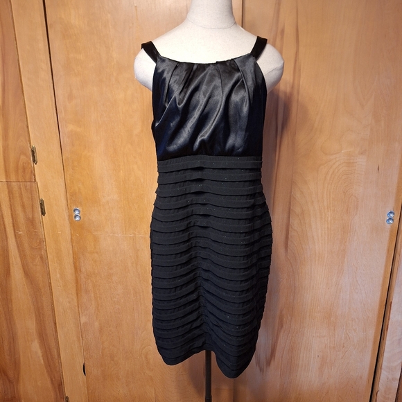 R&M Richards Satin & Metallic Flecked Dress, Size 16, RN#49994 - Picture 1 of 9